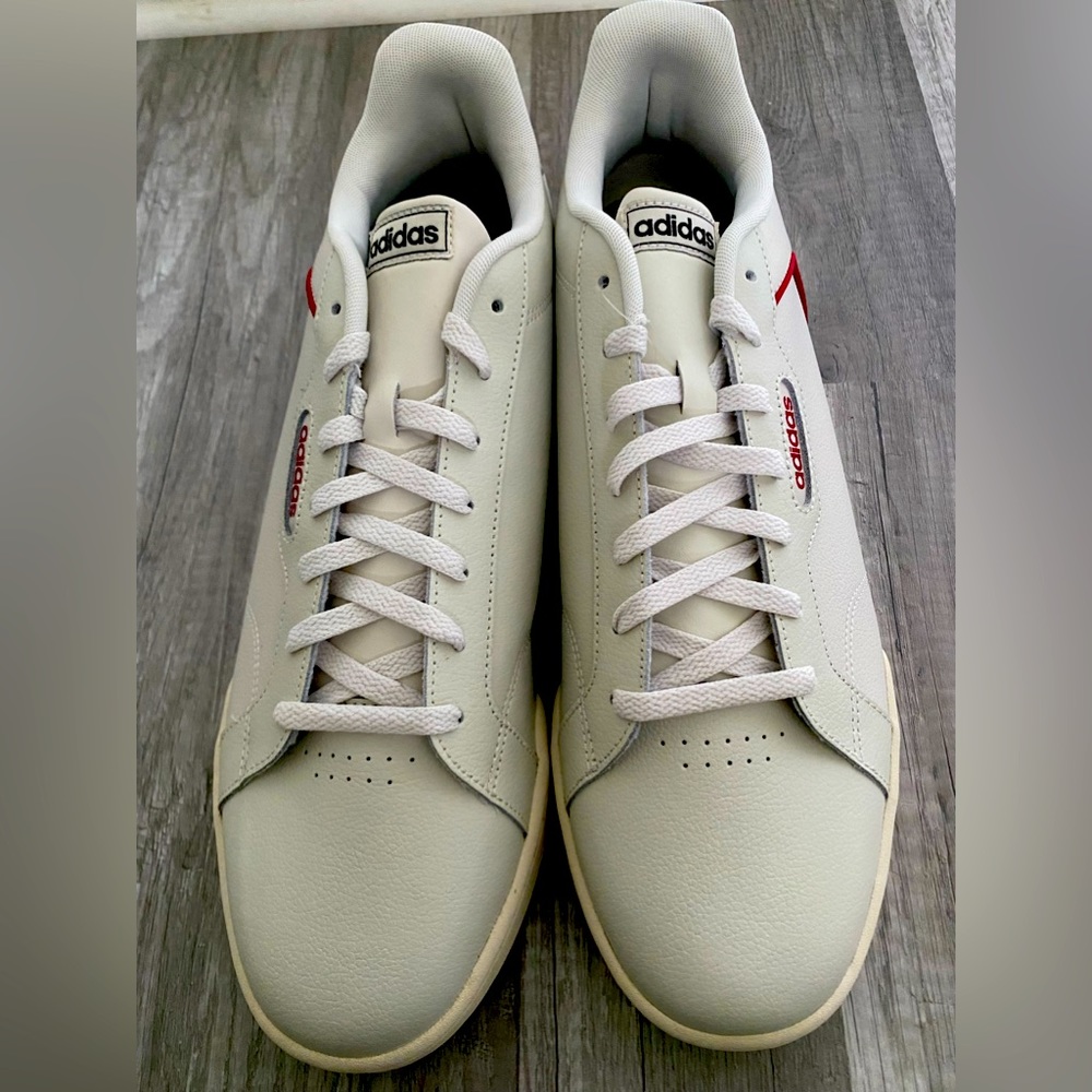 NIB Adidas Men’s Roguera, size 14